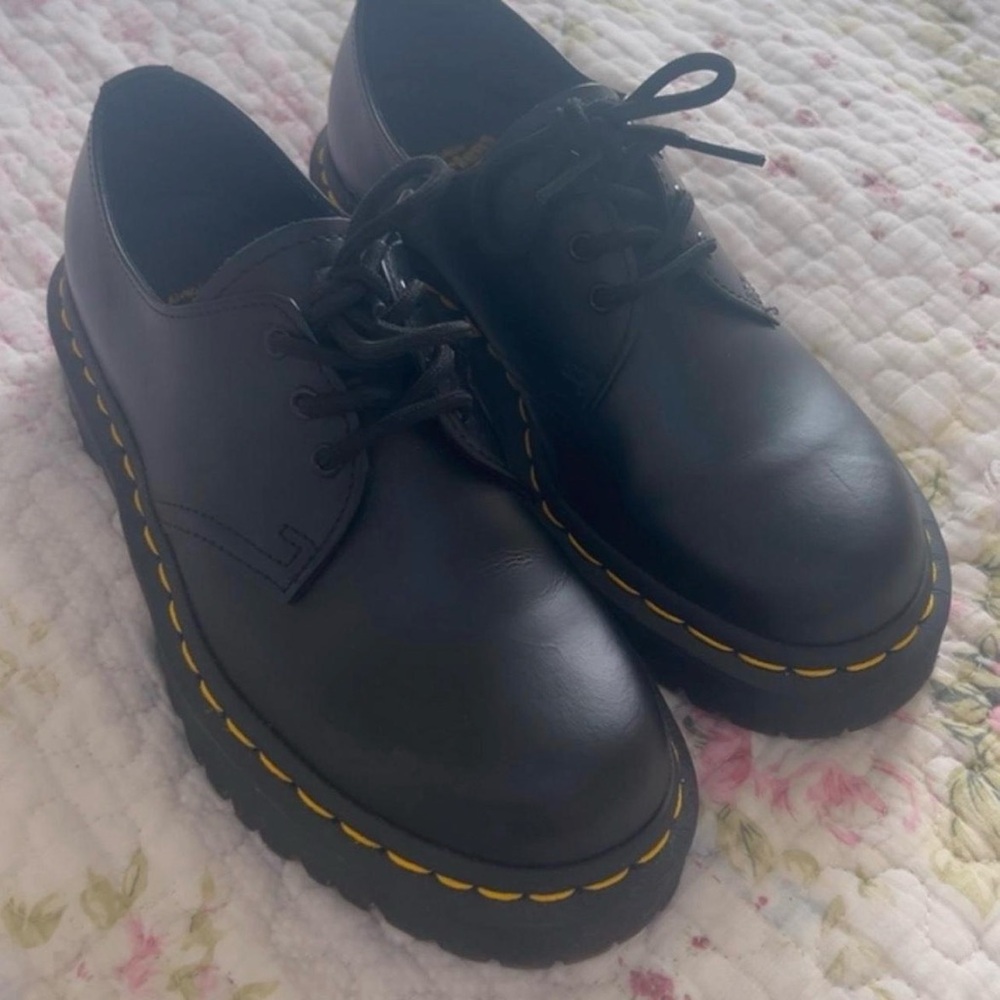 Black Dr. Martens shoes

Excellent condition, only worn one time.